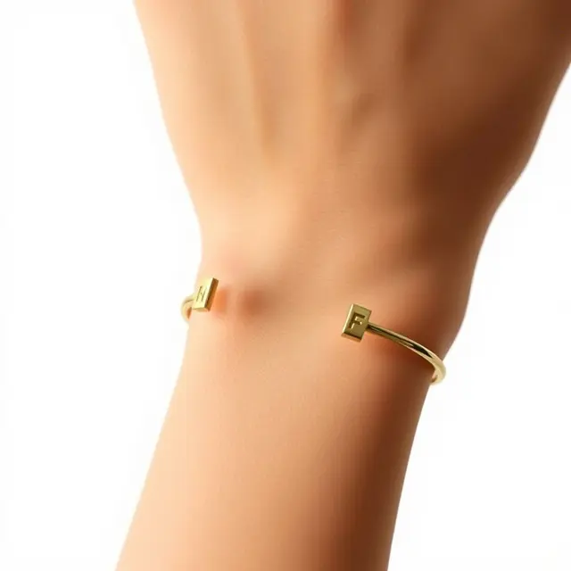 Model Gelang Huruf