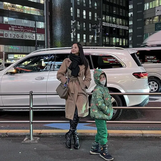 Kirana Larasati dan anak