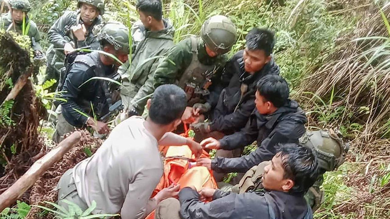 FOTO: Komandan Operasi KKB Tewas Ditembak Satgas Operasi Damai Cartenz di Intan Jaya