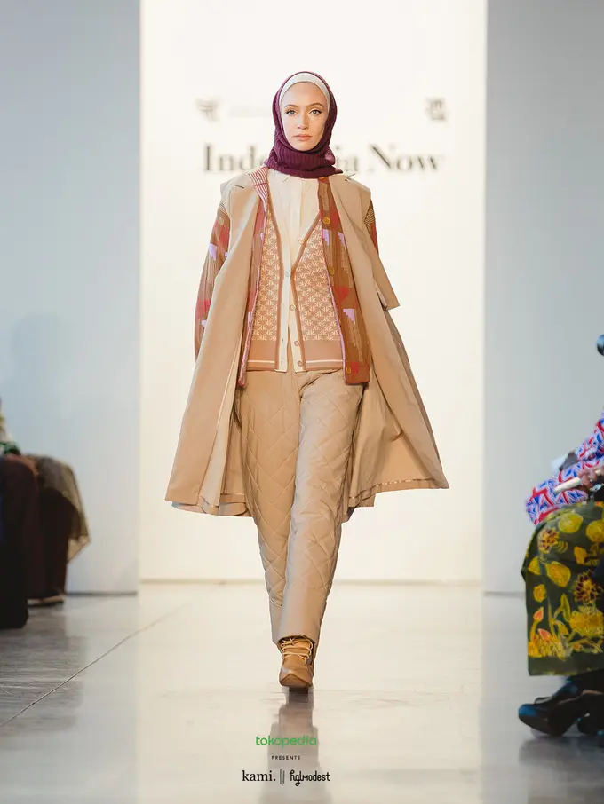 Kami. Sukses Pamerkan Koleksi Busananya di New York Fashion Week, Buah Manis 14 Tahun Berkarya