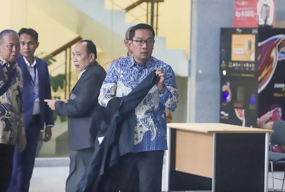 FOTO: Ridwan Kamil Penuhi Pemeriksaan KPK Terkait Kasus Korupsi Pengadaan Iklan Bank BJB