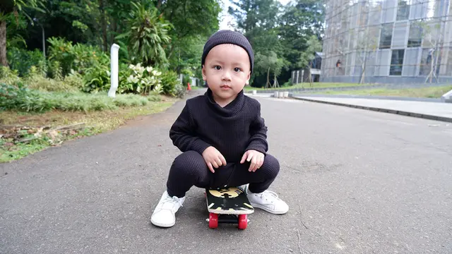 Jenama lokal baju anak Sweet Suit