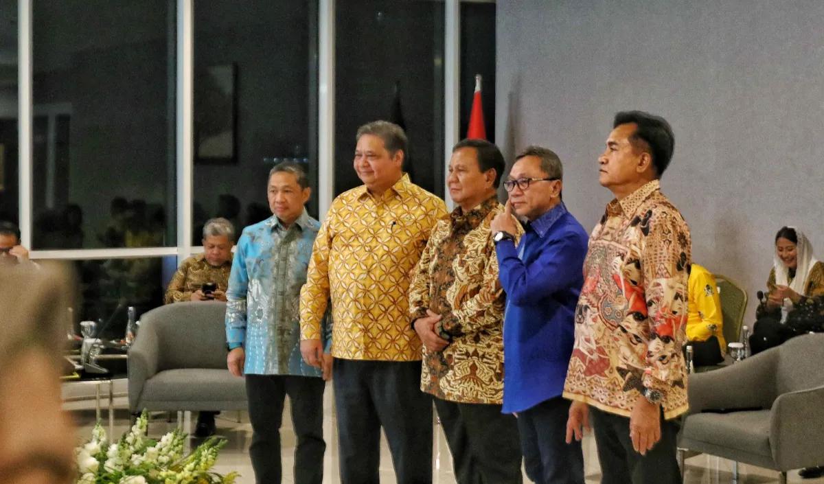 Lebih lanjut, dia mengungkapkan rapat tersebut akan membahas soal program capres Koalisi Indonesia Maju (KIM) Prabowo Subianto.<br>