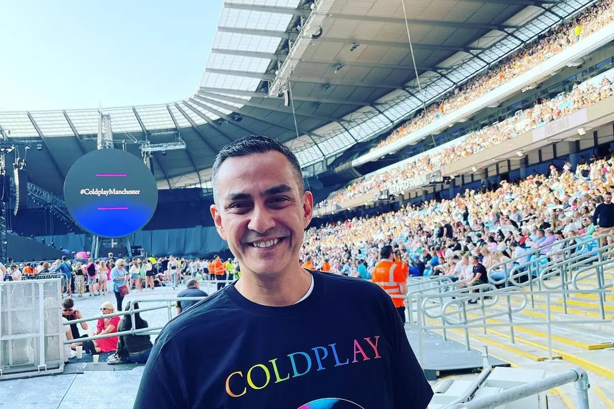 Ferdy Hasan dan keluarga nonton Coldplay