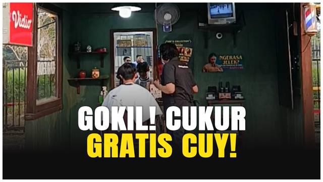 Piala Presiden 2025 tak hanya menyuguhkan pertandingan seru di atas lapangan, tapi juga menjadi penggerak ekonomi rakyat. Sejumlah UMKM lokal ikut ambil bagian, mulai dari pedagang makanan dan minuman hingga layanan potong rambut gratis yang tersedia...