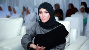 Sinopsis Para Pencari Tuhan Sctv 10 Mei 2021 Bu Mulan Lamar Bang Jack Bu Maya Terkejut Pikiran Rakyat Indramayu