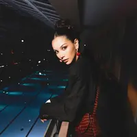 Usai muncul di Milan Fashion Week bersama Al Ghazali, Alyssa Daguise kini terlihat menghadiri Christian Louboutin Spring Summer 2025 Show di Paris Fashion Week. Intip penampilannya berikut ini. [@alyssadaguise].