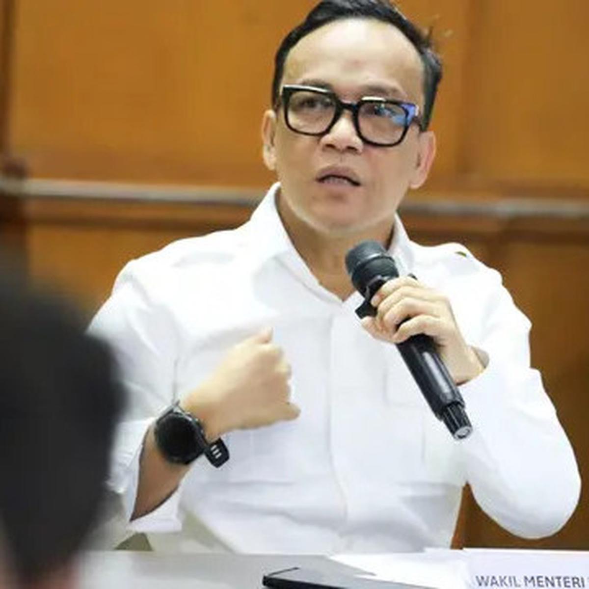 Punya Harta Rp 17 Miliar, Intip Isi Garasi Wamenaker Immanuel Ebenezer yang Ditangkap KPK