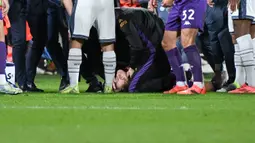 Pemain berusia 22 tahun ini pingsan saat pertandingan Serie A antara Fiorentina melawan Inter di Stadion Artemio Franchi, Senin dini hari WIB (2/12/2024). (AFP/Tiziani Fabi)
