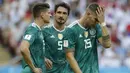 Jerman datang sebagai juara bertahan Piala Dunia 2014 namun performa Tim Panser selama Piala Dunia 2018 hanya berada pada Peringkat empat grup; sekali menang, dua kali kalah. (AP/Michael Probst)