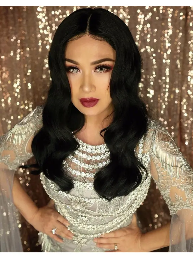 Potret Terbaru Titi DJ Setelah 35 Tahun Berkarya, Nampak Cantik dan Awet Muda