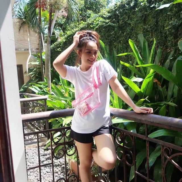 Gaya kasual Cintacha Roselina