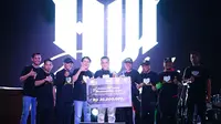 Bantu Atasi Masalah Sampah, HW Livehouse Pekanbaru Serahkan Alat Kebersihan untuk Warga