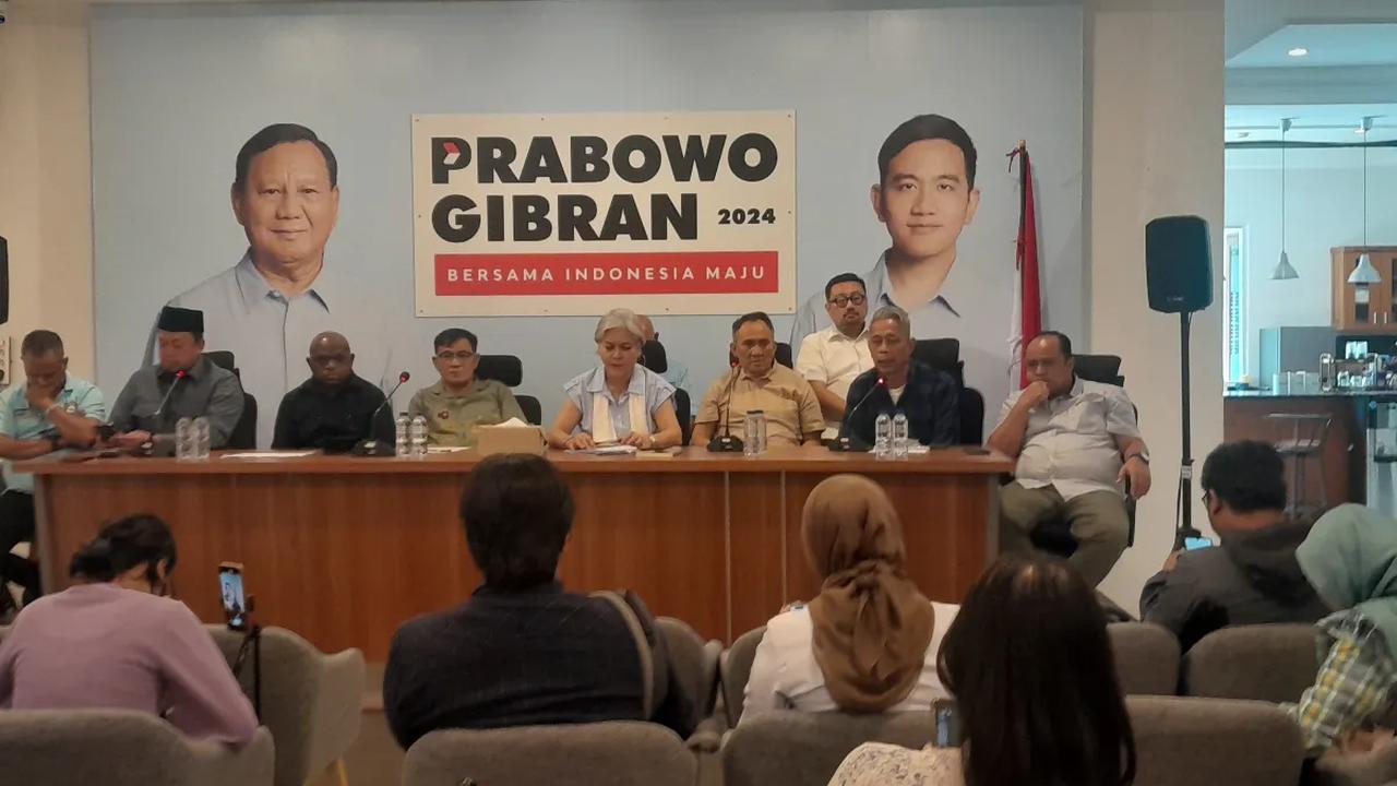 Mengenai undecided voters yang tinggi, Nusron mengatakan itulah keadaan dan potret masyarakat Indonesia saat ini.<br>