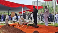 Eks Menhan Juwono Sudarsono Dimakamkan Secara Militer di TMP Kalibata