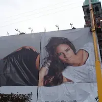 Memang sih namanya juga iklan. Tapi gak gitu juga ya kan? --a