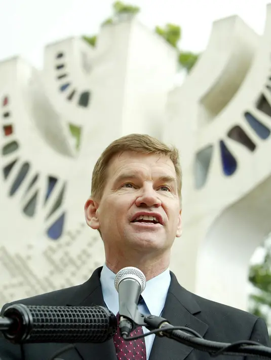 Pada tahun 2006 muncul tuduhan tentang Pastor Ted Haggard yang membayar tukang pijat Mike Jones untuk seks selama tiga tahun, serta pembelian dan menggunakan shabu. (AFP/Bintang.com)