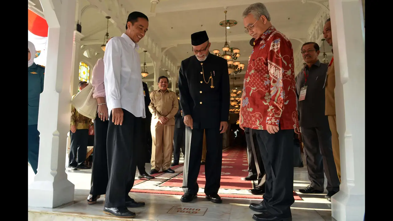 Berkunjung ke NAD, Presiden Jokowi Disambut Adat Aceh 