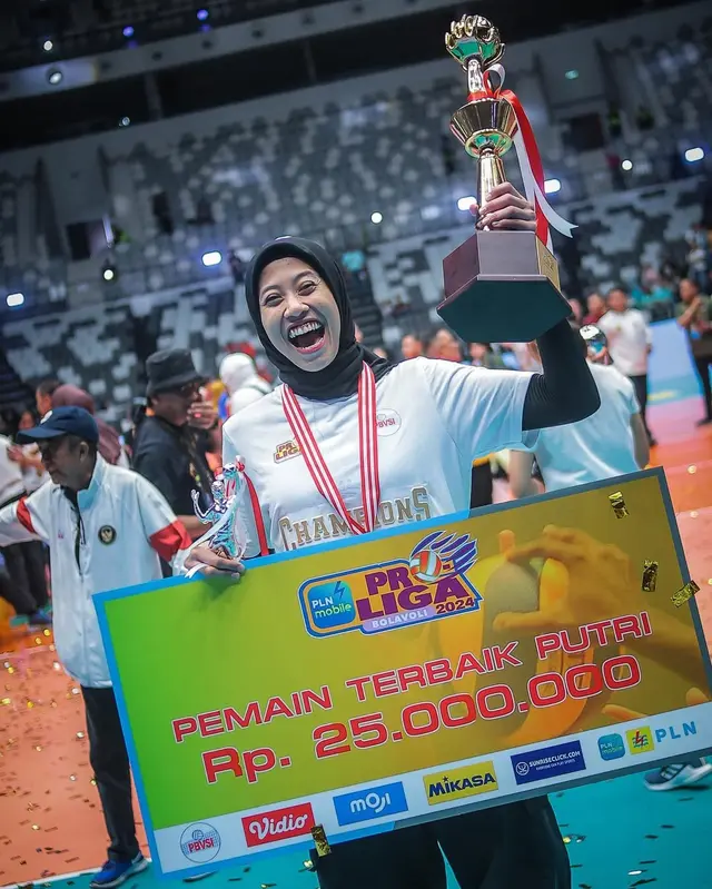 6 Potret Megawati Hangestri raih penghargaan individu, dinobatkan pemain voli terbaik dunia 2025