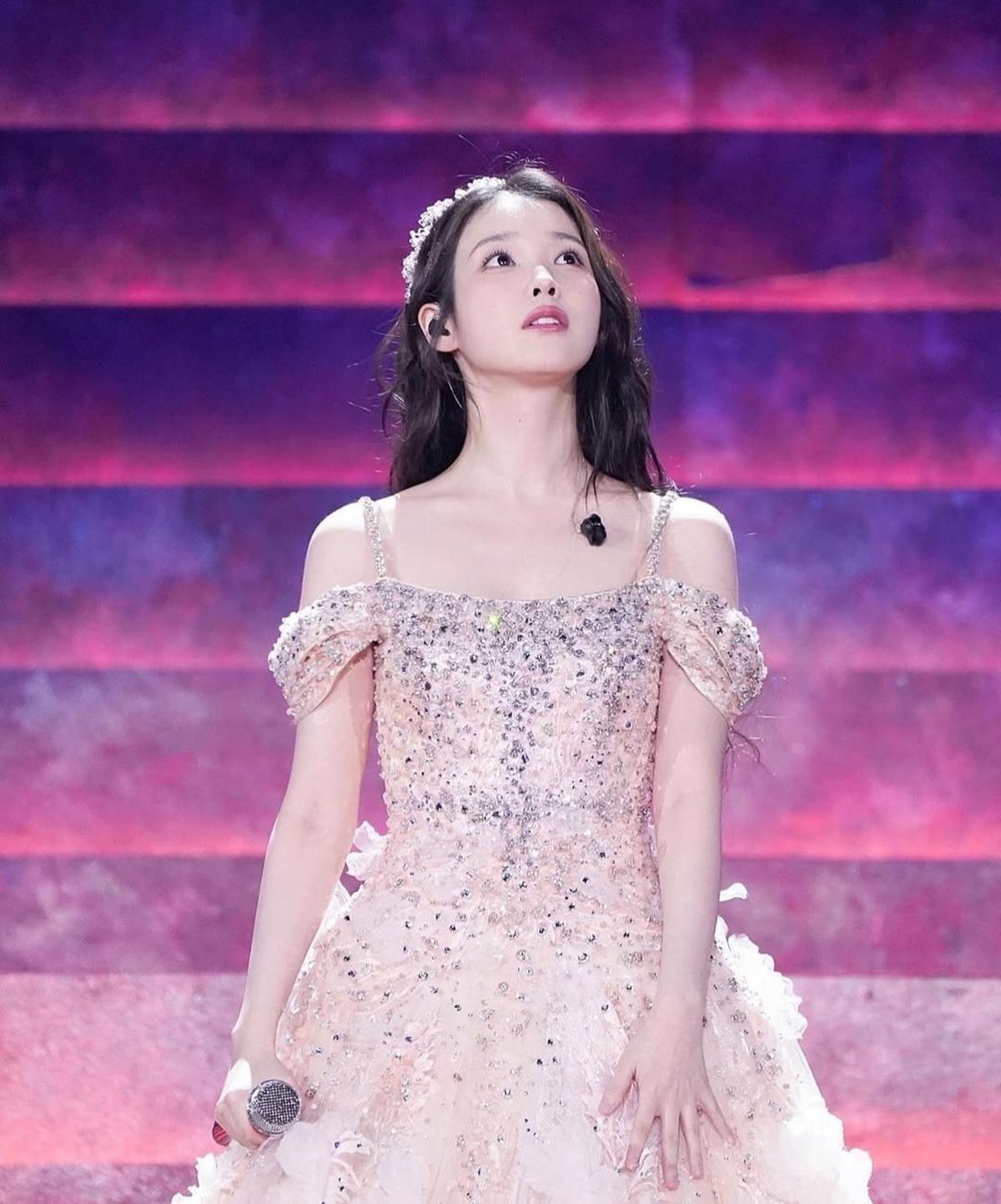 IU Idol K-Pop