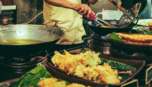 Ilustrasi gorengan. (Photo by Fairuz Naufal Zaki on Unsplash)