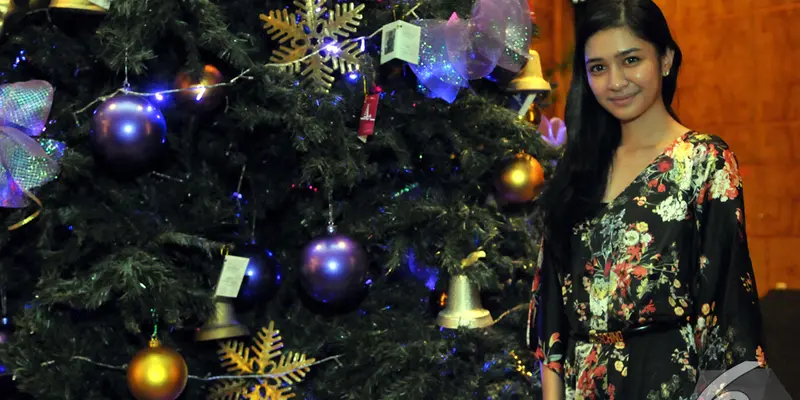 Berbagi Kasih Saat 'Christmas Tree Lighting Ceremony' 