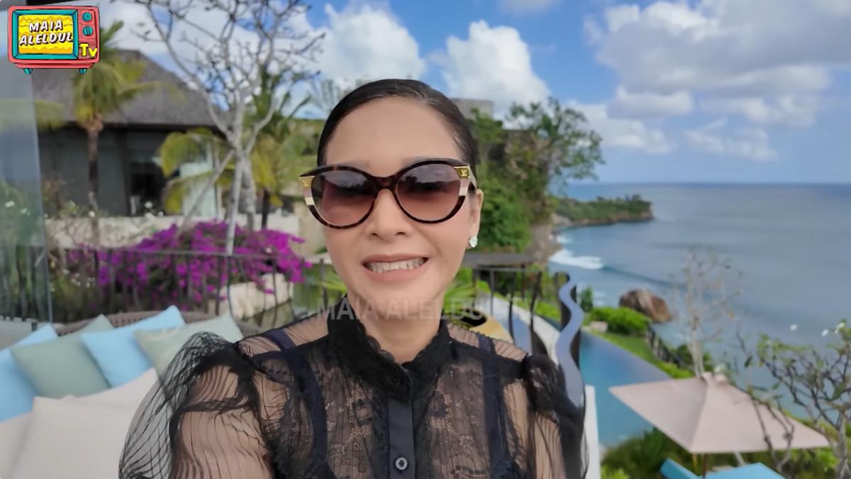 6 Potret Taman Belakang dan Kolam Renang Villa Maia Estianty di Bali, Mewah dengan Gaya Tropis