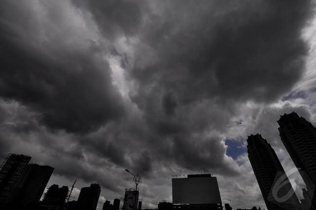 Prakiraan Cuaca Senin 15 Desember, Ada Potensi Hujan Lebat di Sumut dan Jatim