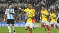 Selebrasi Luis Diaz dalam laga Kualifikasi Piala Dunia 2026 Zona Conmebol antara Argentina vs Kolombia, Rabu (11/6/2025). (AP Photo/Gustavo Garello)