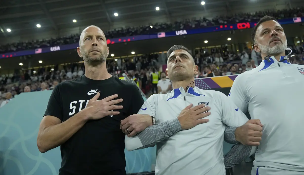 Keunggulan satu gol mampu dipertahankan pasukan Gregg Berhalter hingga babak pertama usai. (AP/Francisco Seco)