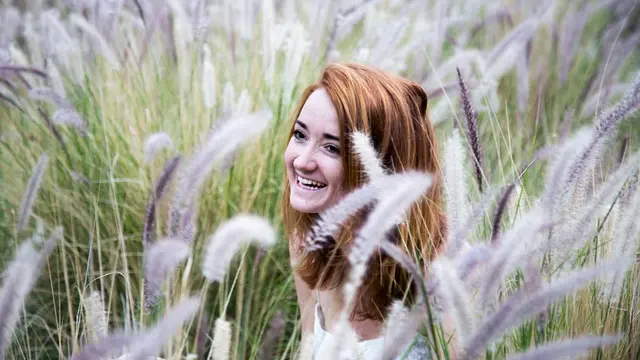 Ilustrasi Relationship Female