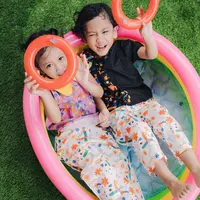Brand fashion lokal anak, khas Kim & Kin baru saja luncurkan koleksi pakaian yang ramah lingkungan cocok untuk libur akhir tahun bersama keluarga