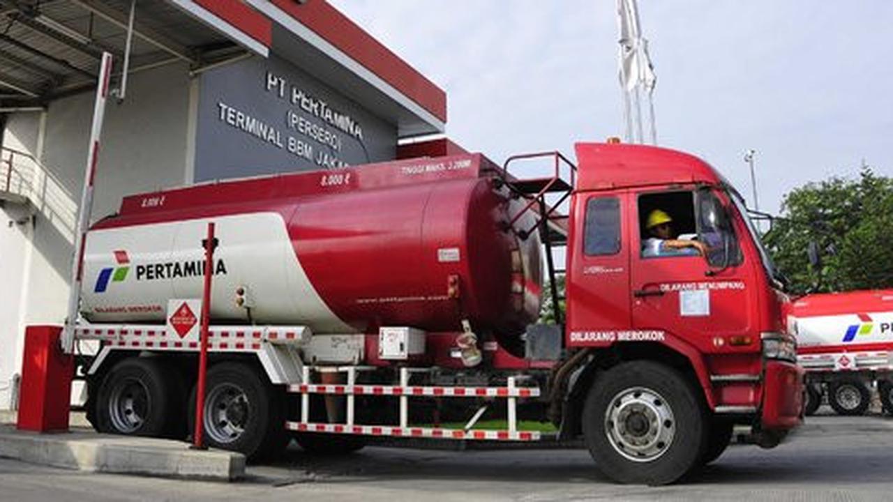 Pertamina butuh USD 60 juta per hari, Jokowi perintahkan dikurangi