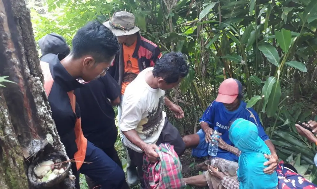 Nenek Katiyem ditemukan di aliran sungai pinggir hutan, Gumelar, Banyumas. (Foto: Liputan6.com/TRC BPBD BMS/Muhamad Ridlo)