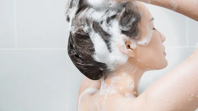 12 Tips Merawat Rambut Sehat agar Tetap Lembut dan Kuat, Bebas Masalah Menyebalkan