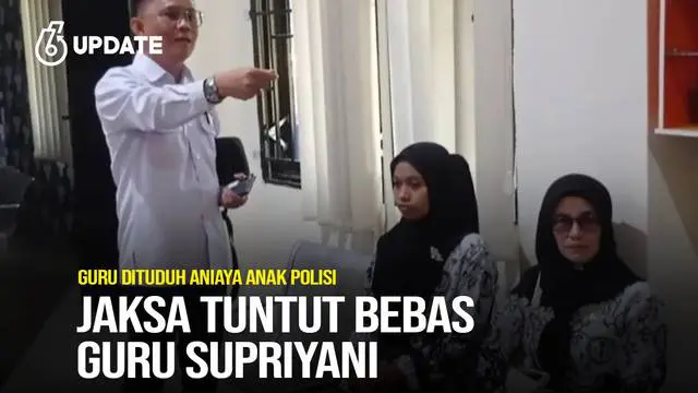 Jaksa Penuntut Umum (JPU) Kejari Andoolo, menuntut bebas Supriyani guru honorer di Konawe Selatan, Senin (11/11/2024). Sebelumnya, guru honorer yang sudah 16 tahun mengabdi di SDN 4 Baito ini, dipenjara usai dituduh menganiaya anak oknum anggota poli...