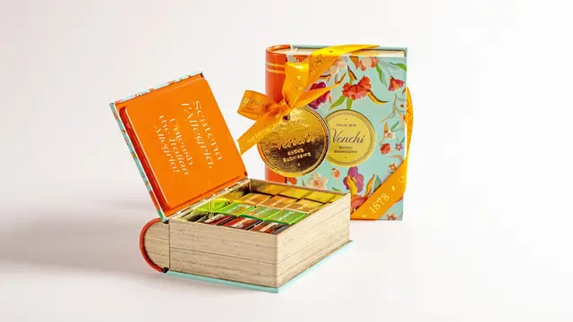 VENCHI SPRING COLLECTION 2023.