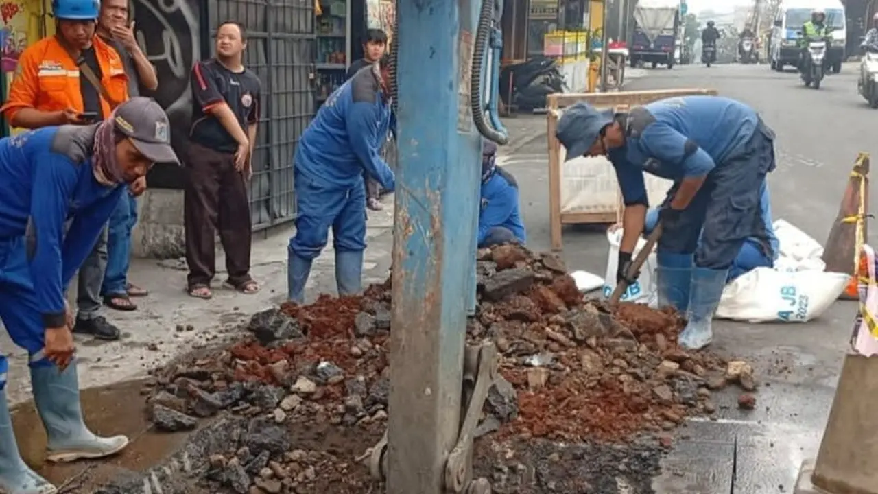 Jalan Assirot Ambles Lagi