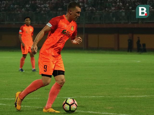 Persiraja Resmi Mendatangkan Bek Jebolan Liga Inggris Indonesia