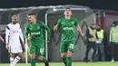 Penyerang Ludogorets Razgrad, Claudiu-Andrei Keseru  berselebrasi usai mencetak gol ke gawang Tottenham Hotspur pada pertandingan grup J Liga Europa di Stadion Huvepharma Arena, Razgrad, Bulgaria (5/11/2020). Tottenham menang 3-1 atas Ludogorets Razgrad. (AFP/Nikolay Doychinov)