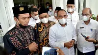 Ustaz Abdul Somad (UAS) saat bersilaturahmi dengan Gubernur Sumut, Edy Rahmayadi, di Rumah Dinas Gubernur, Jalan Jenderal Sudirman, Medan, Rabu, 9 Juni 2021