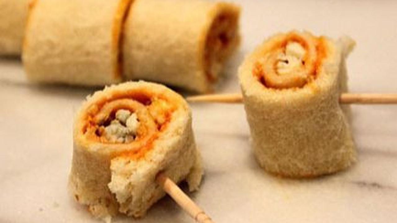 5. Roti Tawar Gulung Keju Daging Asap