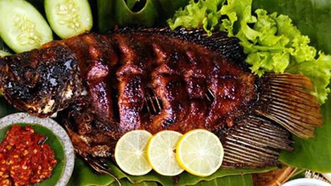 Resep Cara Membuat Gurame Panggang Madu Lezat Menggugah Selera Lifestyle Fimela Com