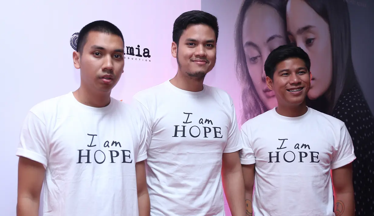 Lagu penuh inspirasi ini melibatkan 8 Warrior Hope yang bernyanyi bersama RAN. (Andy Masela/Bintang.com)