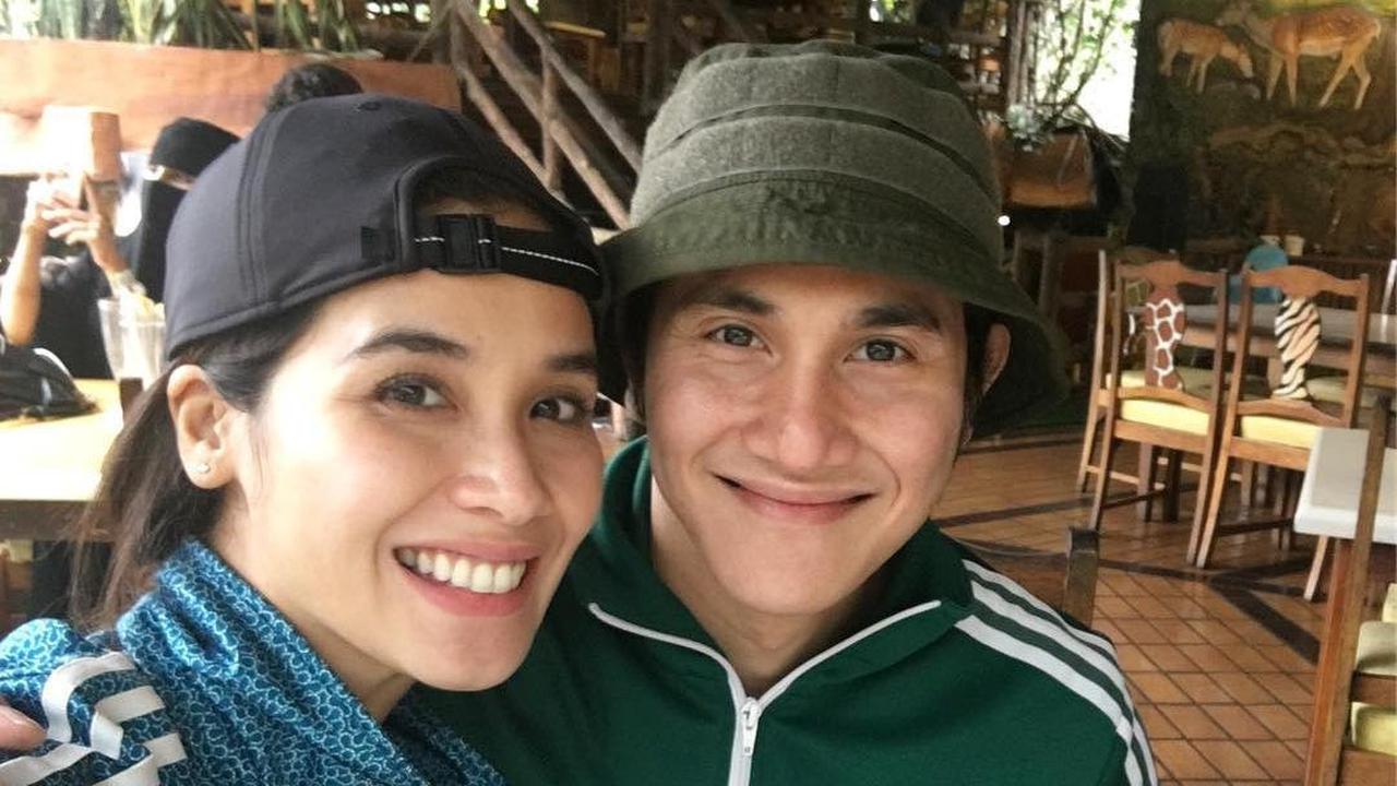7 Tahun Menikah, Ini 7 Potret Kompaknya Vino Bastian dan Marsha Timothy Bersama Anaknya