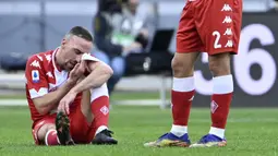 Kontrak Frank Ribery bersama Fiorentina sudah habis sejak 30 Juni 2021 kemarin. Walaupun usianya sudah terbilang tua, Ribery masih menunjukkan performa yang cukup baik dengan dibuktikan telah mencetak dua gol dan tujuh assist. (Foto: AFP/Alberto Pizzoli)