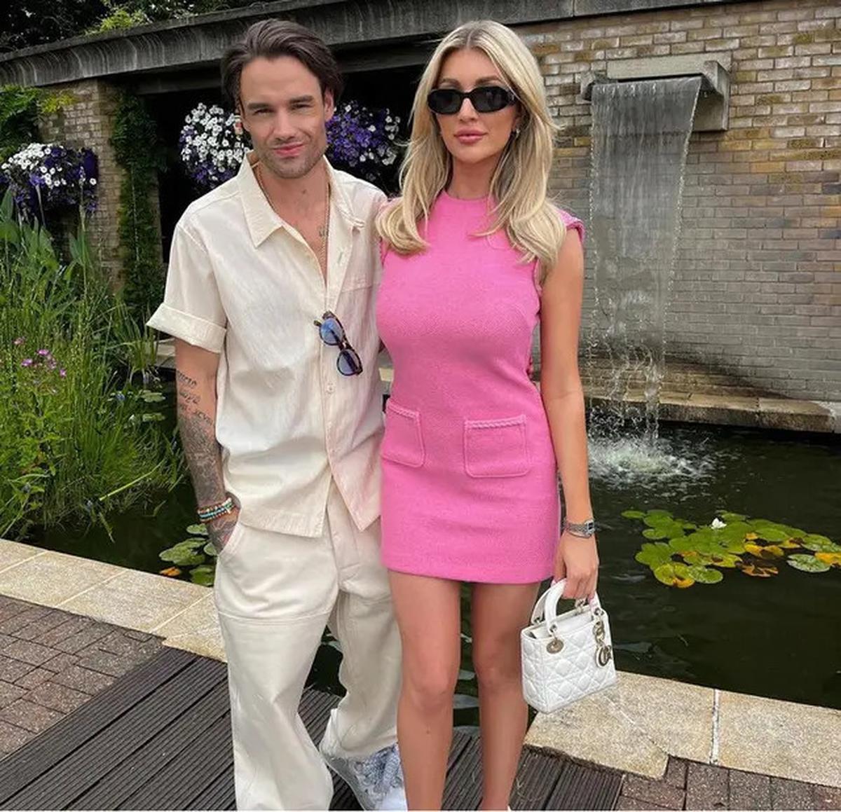 8 Tampilan Girly Kate Cassidy Perempuan yang Dekat dengan Liam Payne Sebelum Meninggal