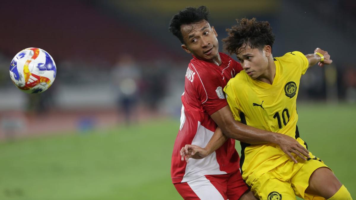 Piala AFF U-23: Tahan Imbang Timnas Indonesia, Pelatih Malaysia Akui Sudah Antisipasi Lemparan ke dalam Robi Darwis