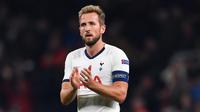 Manchester United harus menyiapkan dana yang besar untuk mengamankan jasa Kane di musim panas nanti. Kane diyakini hanya akan dilepas oleh Tottenham di kisaran angka 100 juta pounds. (AFP/Ben Stansall)