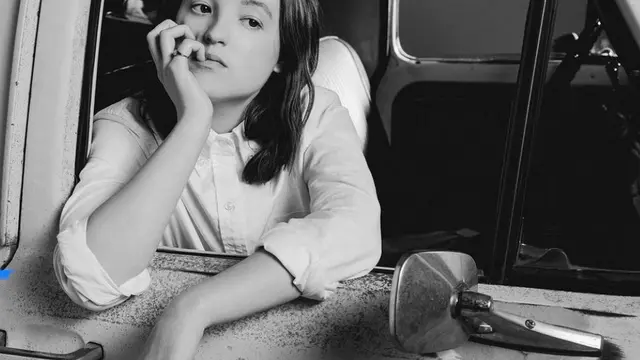 Bella Ramsey telah debut akting sejak usia 4 tahun